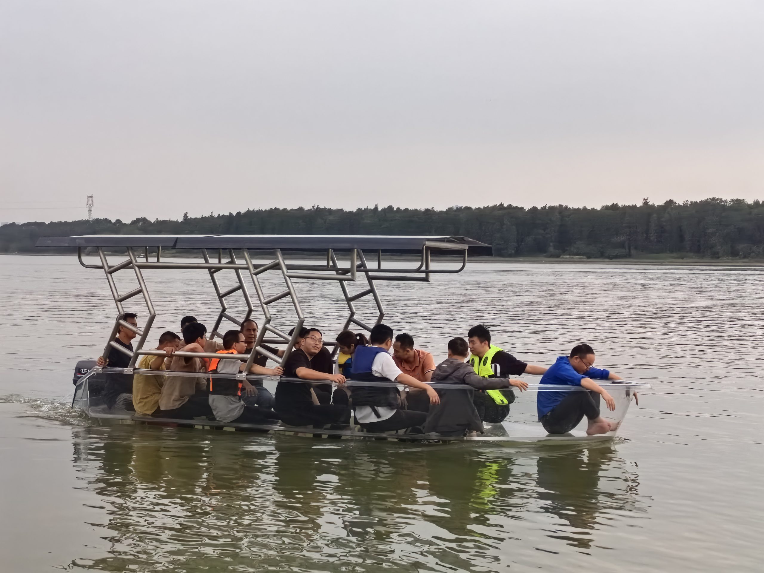 10 15 persons seats large clear boat transparent boat