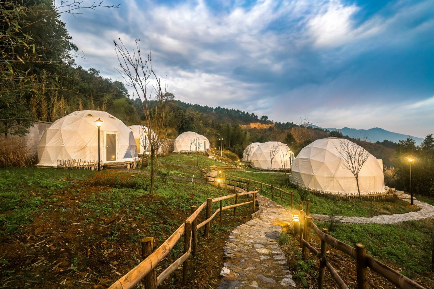 winter outdoor dome house waterproof pvc cover geodesic glamping dome tent